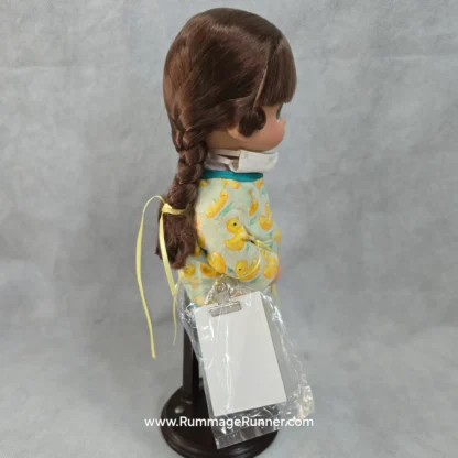 Nurse Tender Loving Care Doll Vinyl Brunette 12" Vintage Precious Moments - Image 8