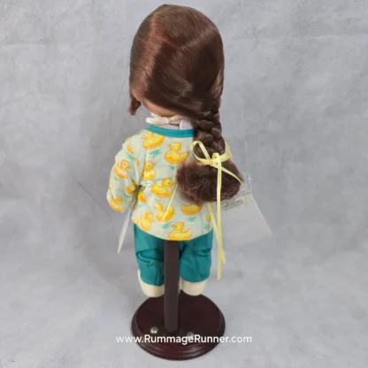 Nurse Tender Loving Care Doll Vinyl Brunette 12" Vintage Precious Moments - Image 9