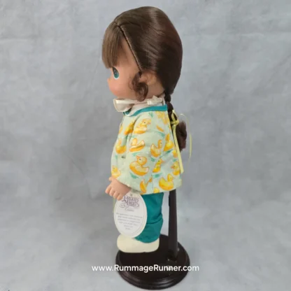 Nurse Tender Loving Care Doll Vinyl Brunette 12" Vintage Precious Moments - Image 10
