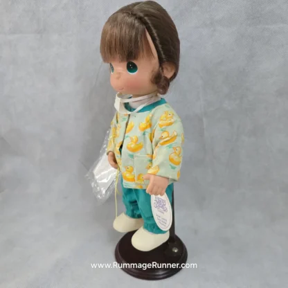 Nurse Tender Loving Care Doll Vinyl Brunette 12" Vintage Precious Moments - Image 11