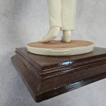 Nurse First Responder Statue Vintage Porcelain Healthcare Sculpture Belcari Capodimonte - Image 12