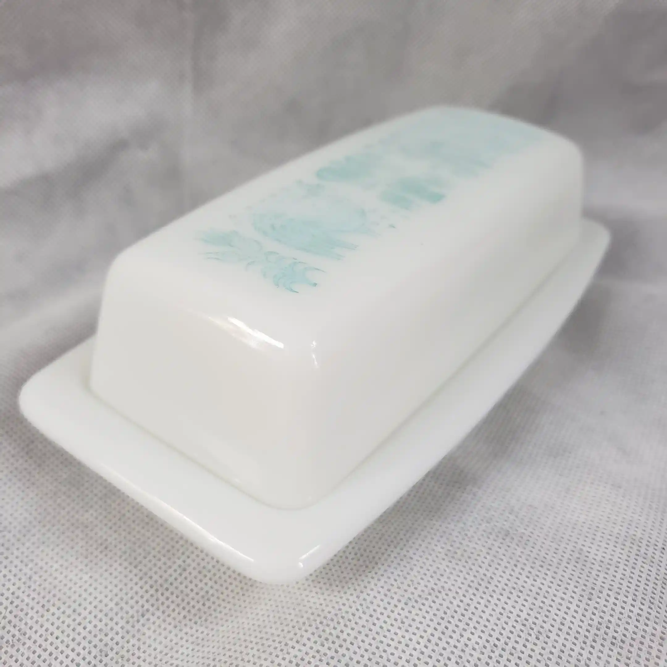 PYREX Butterprint Serve 'N Store Butter Dish Turquoise Amish Blue Vintage Milk Glass - Image 14